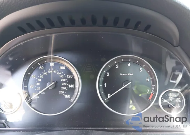 WBAFR7C52CC811735: 42301321