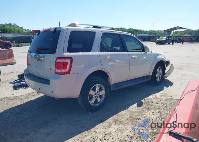 1FMCU0EG4BKB13038: 42301327