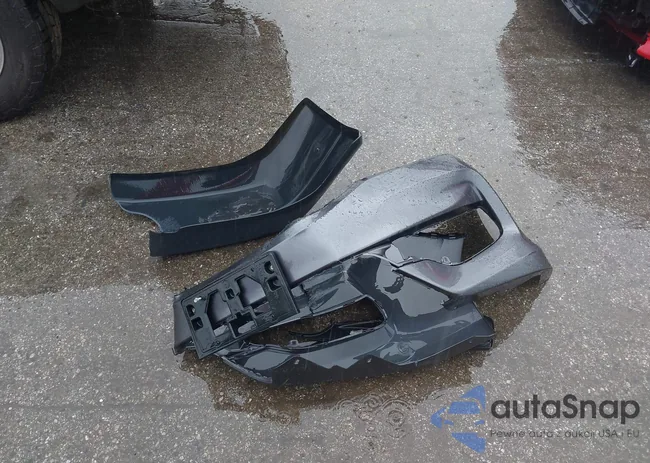 1HGCR2F38HA135783: 42301337