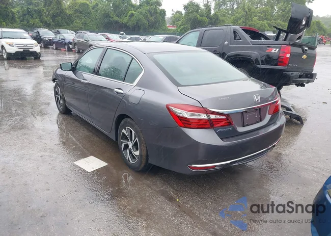 1HGCR2F38HA135783: 42301337