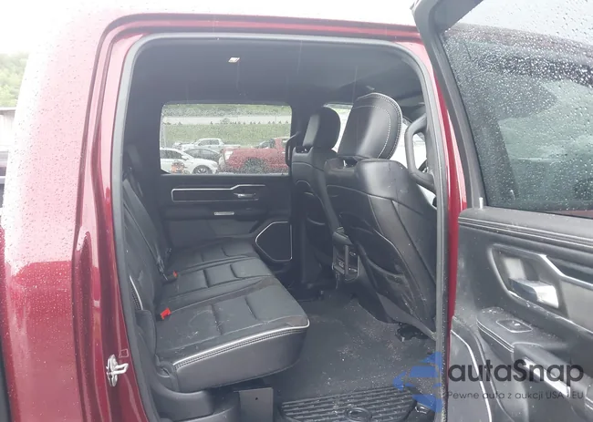 1C6SRFJT2PN588238: 42301357