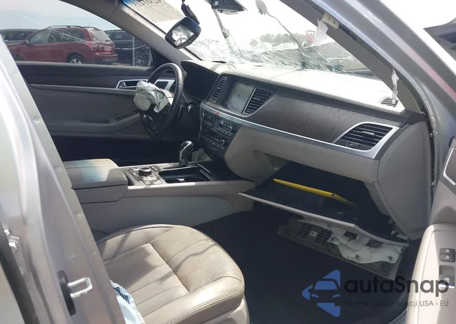 KMHGN4JE9HU189040: 42301415