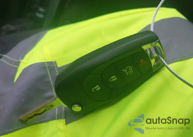 1G1BC5SM1J7148964: 42301420