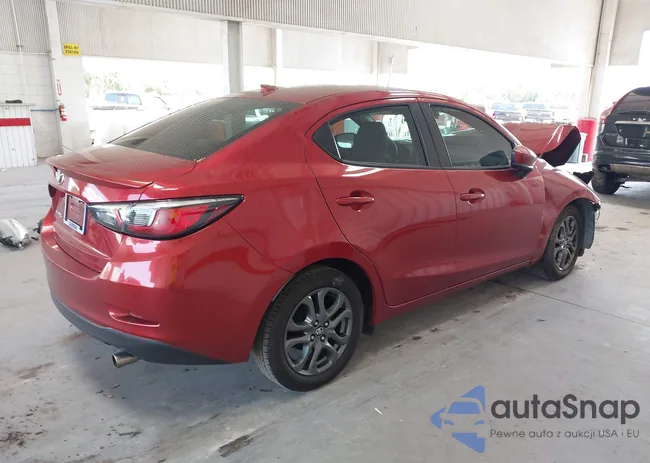 3MYDLBYVXKY524593: 42301508