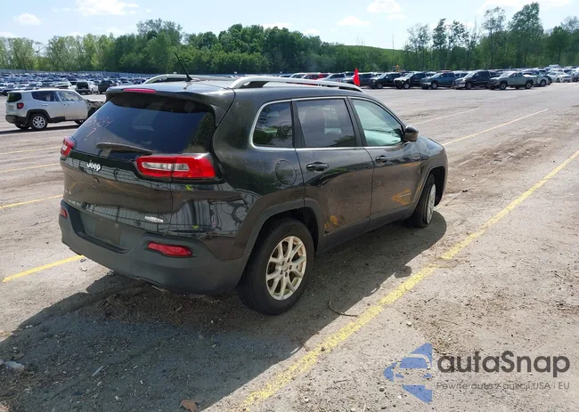 1C4PJMCS3EW184984: 42301604