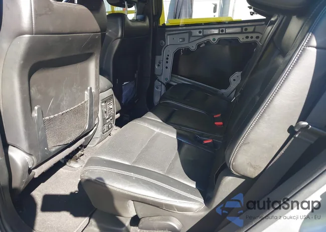 1C4SDJCT5LC131792: 42301618