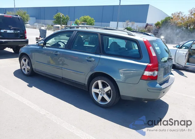 YV1MJ682452105766: 42301672