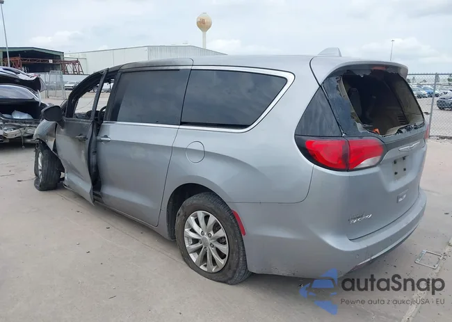 2C4RC1FG0JR279837: 42301679