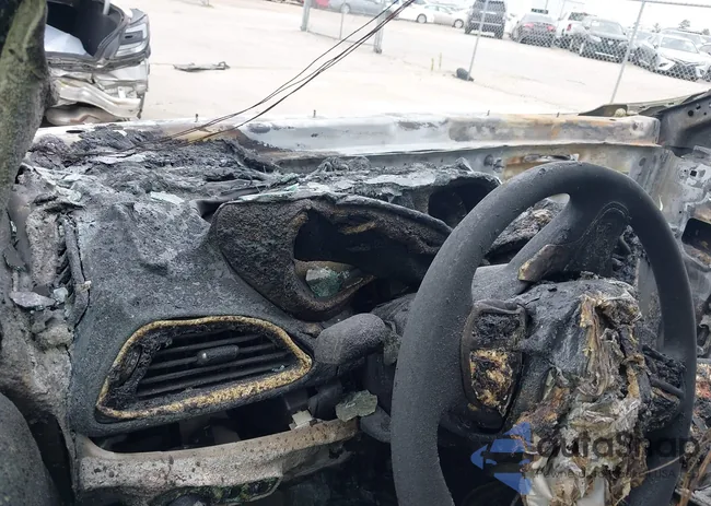 2C4RC1FG0JR279837: 42301679