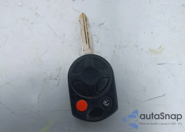 3FAHP0HA2CR281238: 42301686