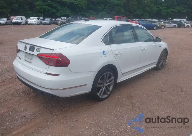 1VWMA7A33KC003098: 42300798