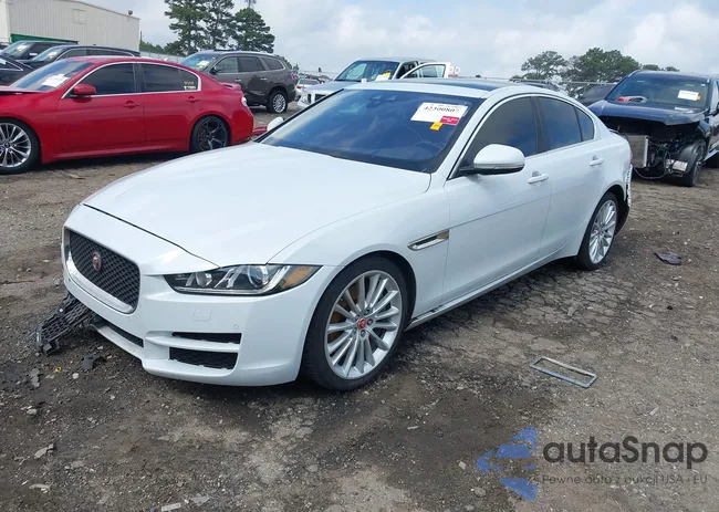 SAJAH4EVXJCP17404: 42300807