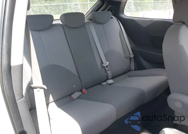 KMHCM36C29U129234: 42300810