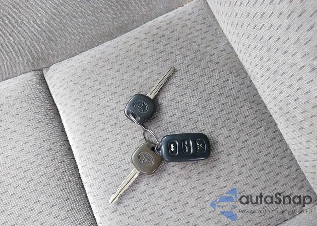 4T1BE32K93U260416: 42300847