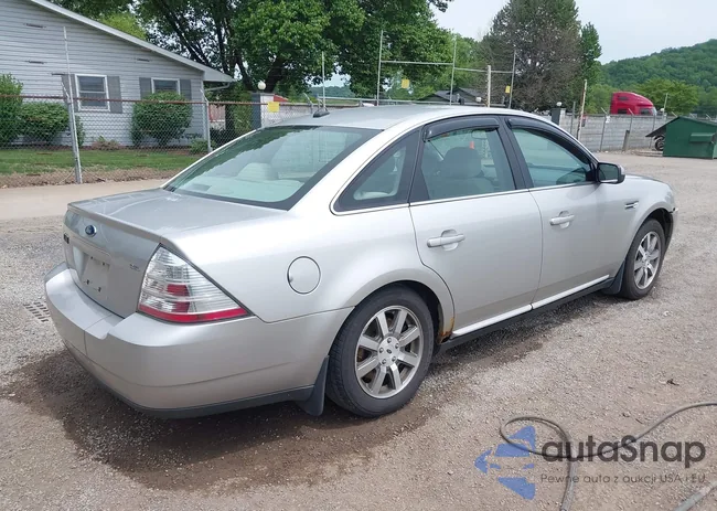 1FAHP24W88G177946: 42300973