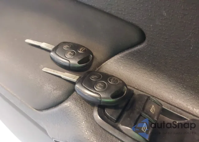 3FADP4BJ3DM199922: 42300995