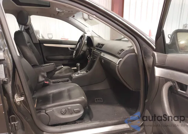 WAUDF78E56A024805: 42301005