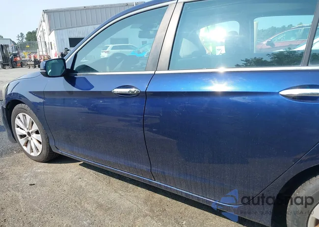 1HGCR2F82DA026256: 42301084