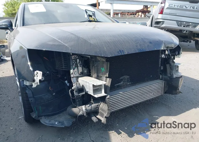 WAUENAF49KN013582: 42301089