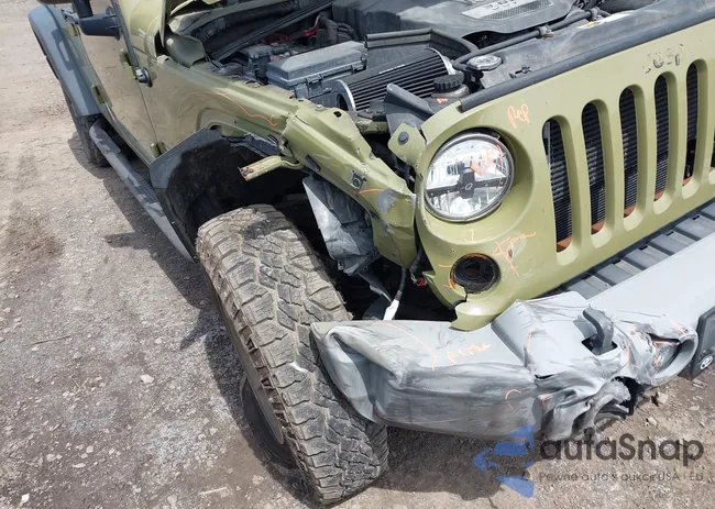 1C4BJWDG0DL577812: 42301104