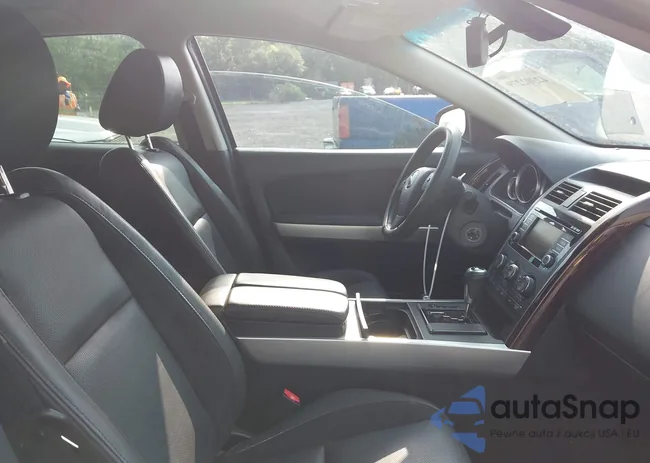 JM3TB2DA8D0414369: 42302279