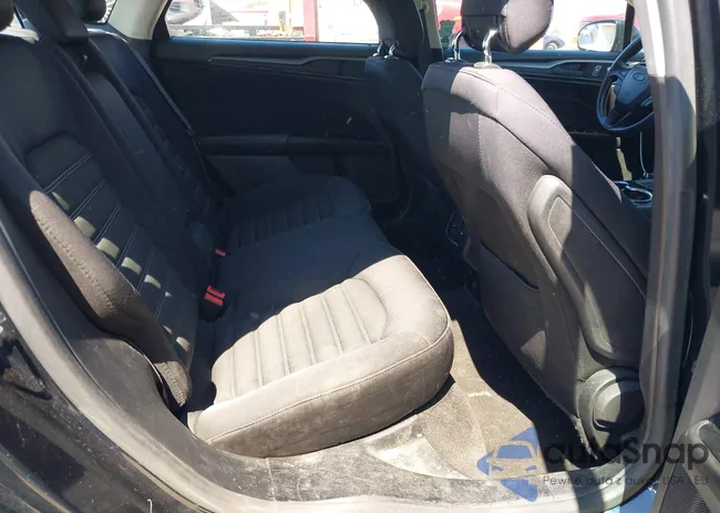 3FA6P0H79ER285009: 42302377