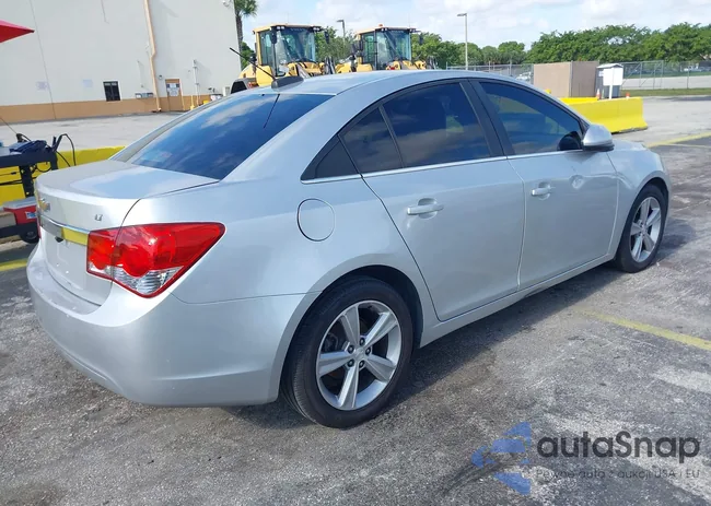 1G1PE5SB9F7147907: 42302401