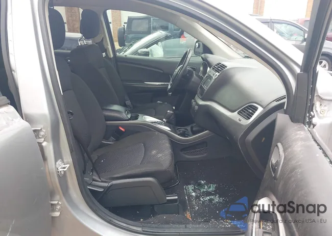 3C4PDCBG1KT701313: 42302555