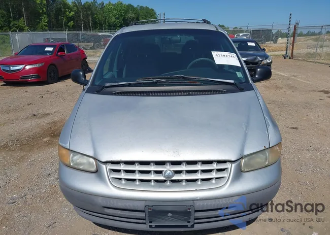 2P4GP45G5YR537211: 42302745