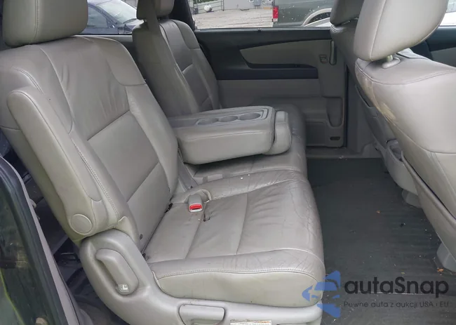 5FNRL5H69CB061003: 42302758