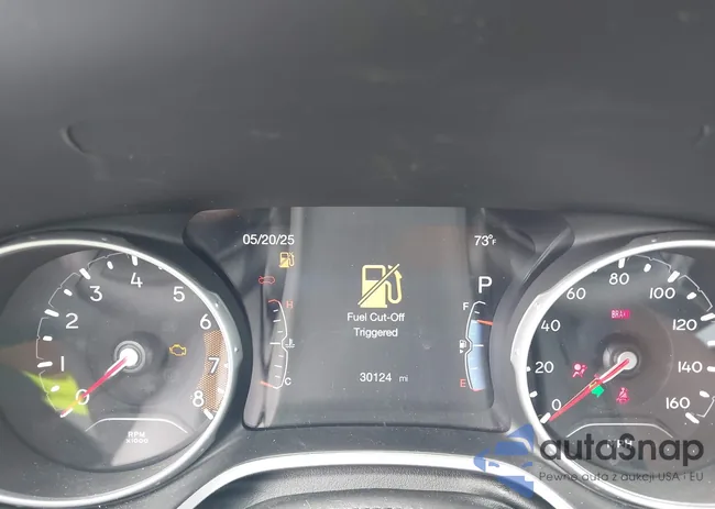 3C4NJCBB6JT286573: 42302783