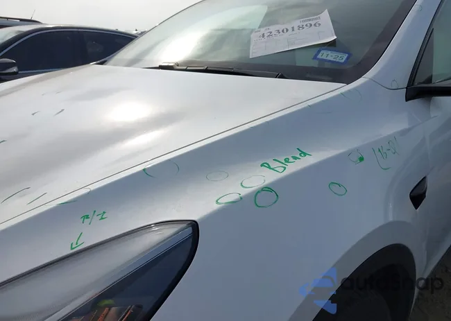 5YJYGDEE3MF068472: 42301896