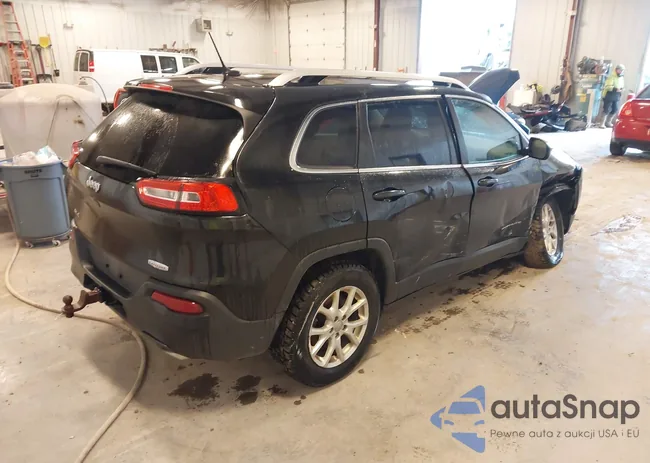 1C4PJMCS2FW702763: 42302122