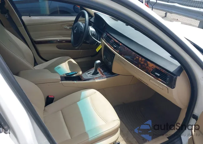 WBAVA33547KX83556: 42302137