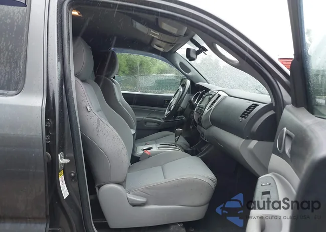 3TMLU4EN9DM126177: 42302139