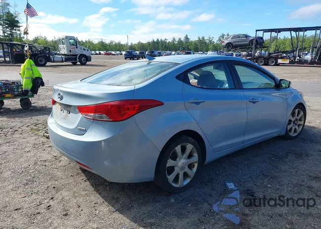 KMHDH4AE1CU218856: 42302148