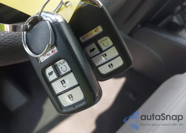 2HKRW2H54HH680176: 42303316