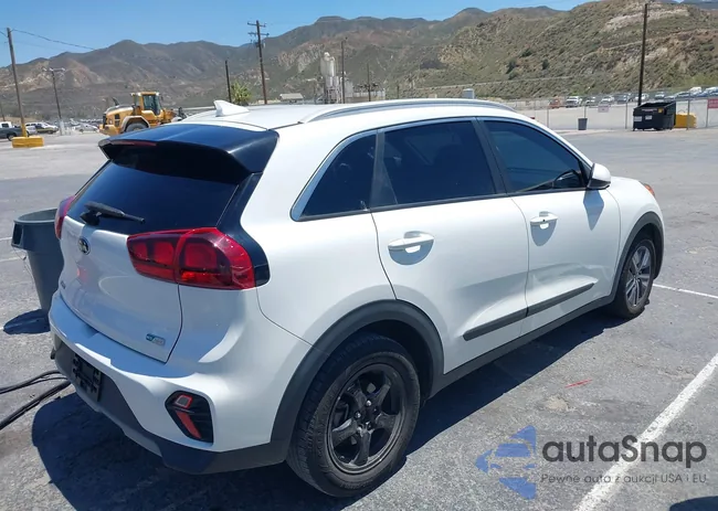 KNDCB3LC4M5481281: 42303321