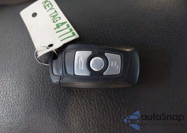 WBA3B3G58DNR79816: 42303325