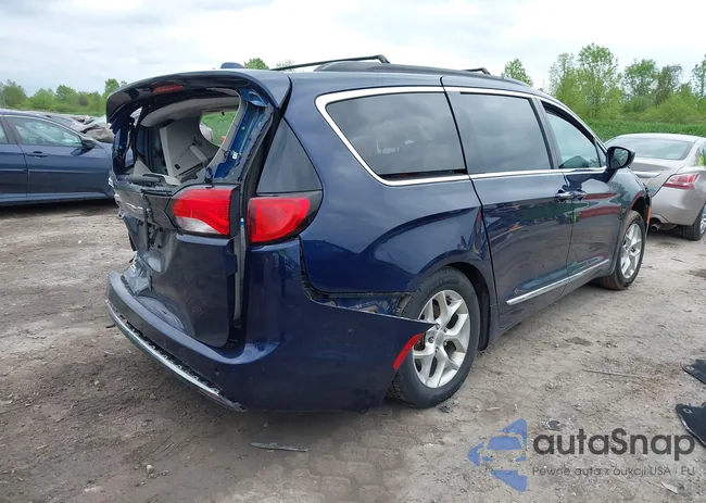 2C4RC1BG4HR610807: 42303343