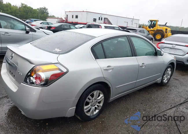 1N4AL2AP7CN457405: 42303390