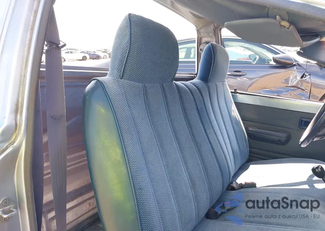 JT4RN81A3L5058528: 42303582