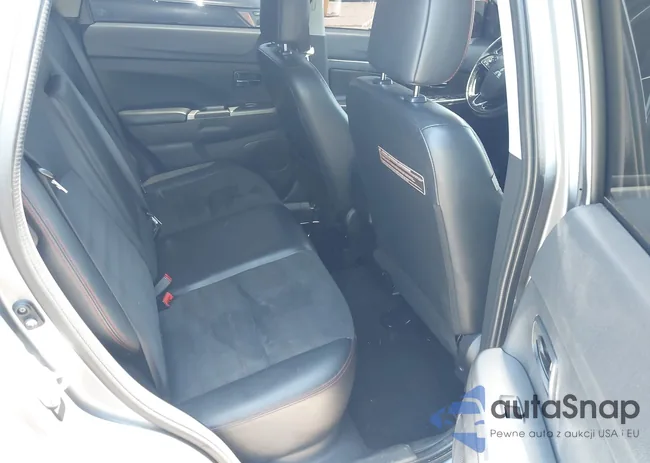 JA4AP3AW9JU012575: 42303672