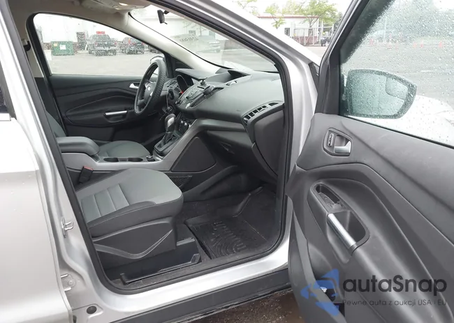 1FMCU0G70GUA28559: 42303686