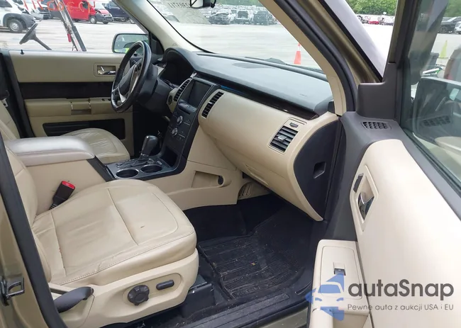 2FMHK6C82DBD10877: 42303711