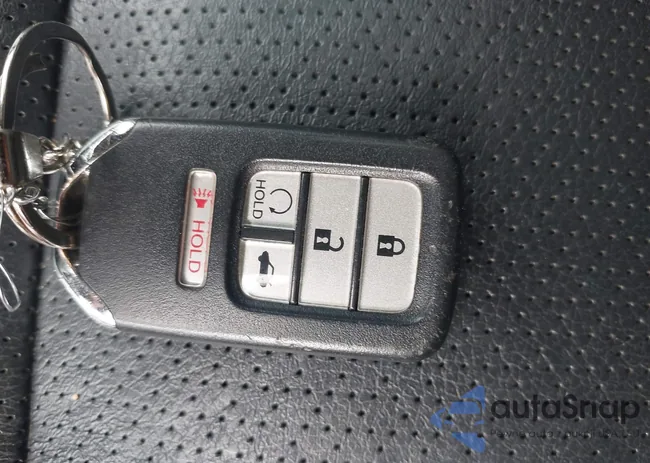 1HGCR2F8XHA254995: 42302940