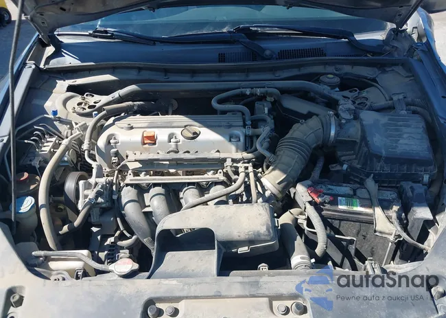 1HGCS1B34BA008069: 42303079