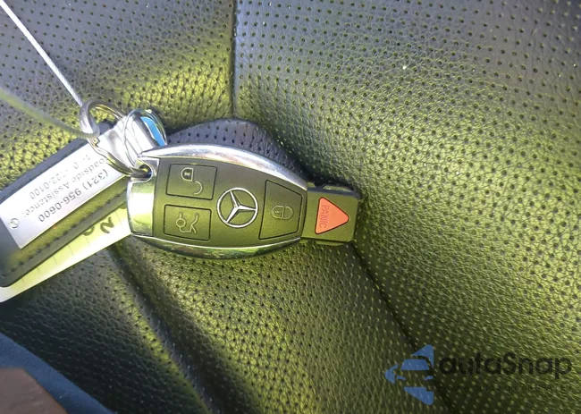 WDDLJ7DB8JA206084: 42303090