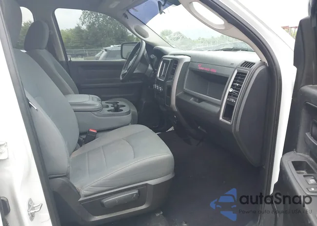 1C6RR7FTXFS757015: 42304217