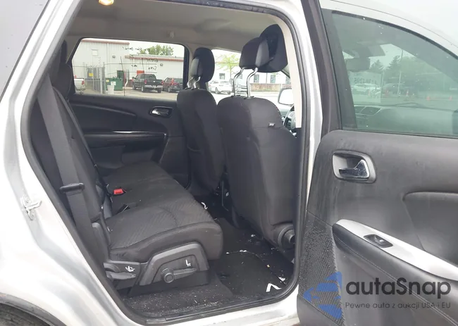 3C4PDCBB5ET303577: 42304295